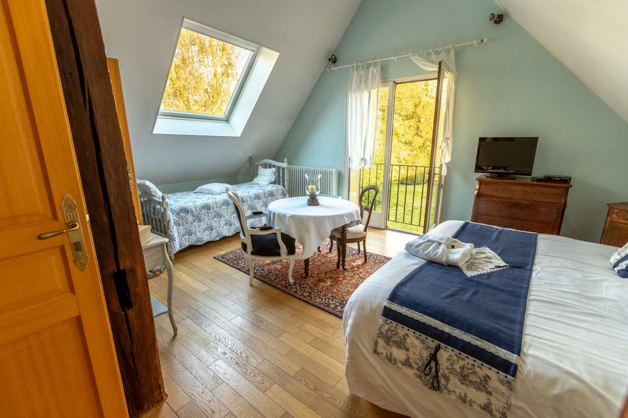 Le Colombier De Hanches - Teritoria Hotell Exteriör bild