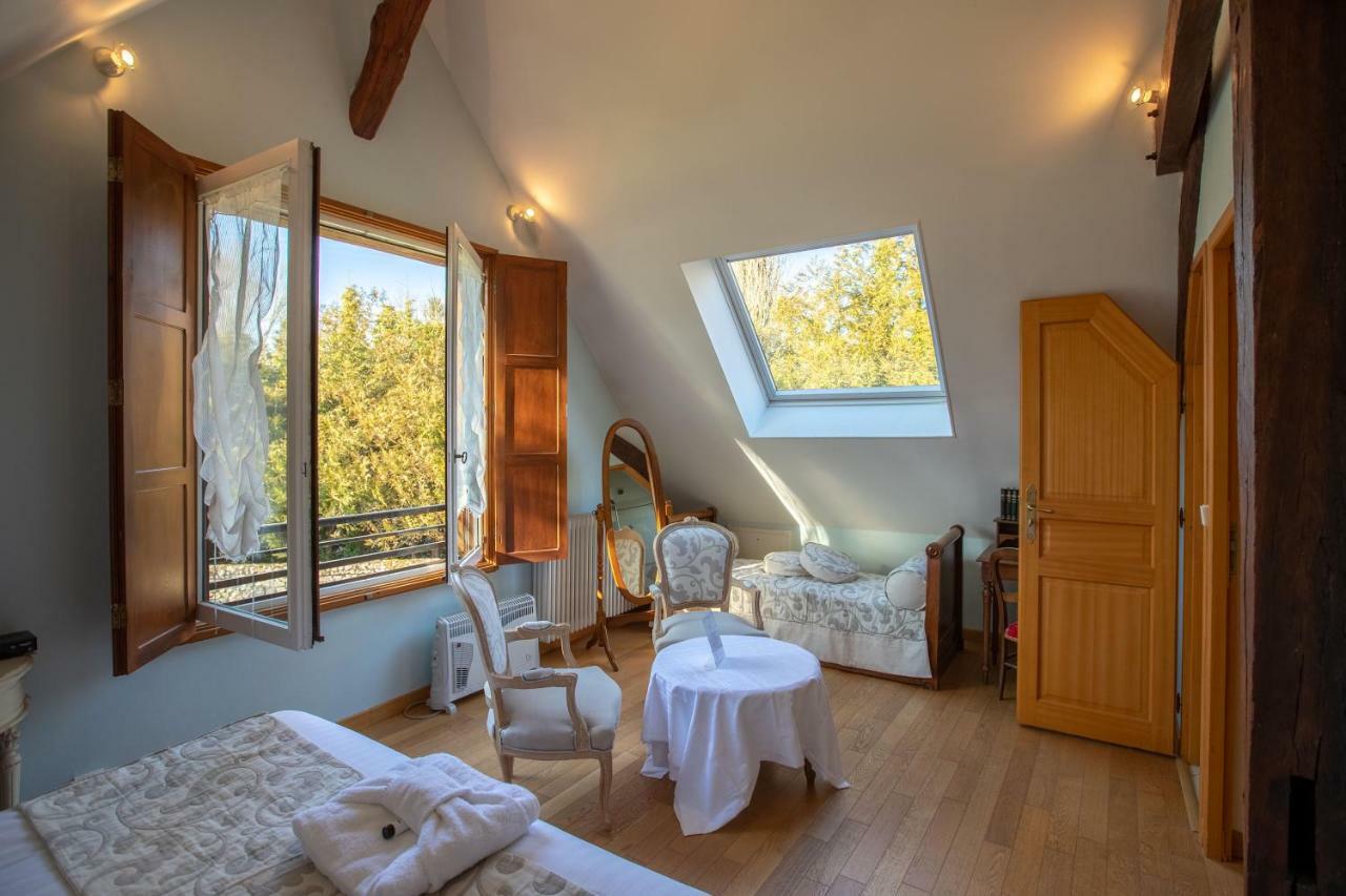 Le Colombier De Hanches - Teritoria Hotell Exteriör bild